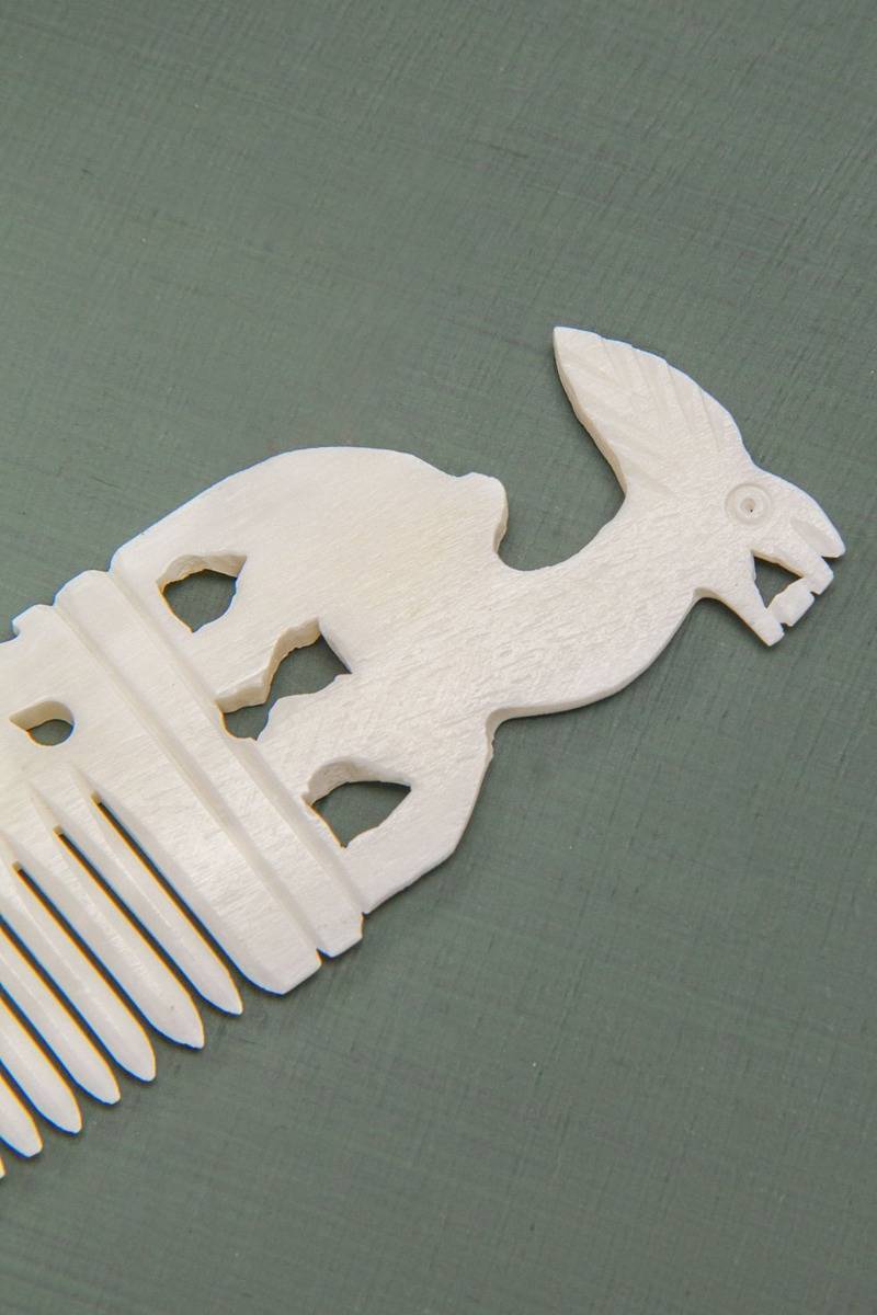 Ruzat Hand-Carved Comb