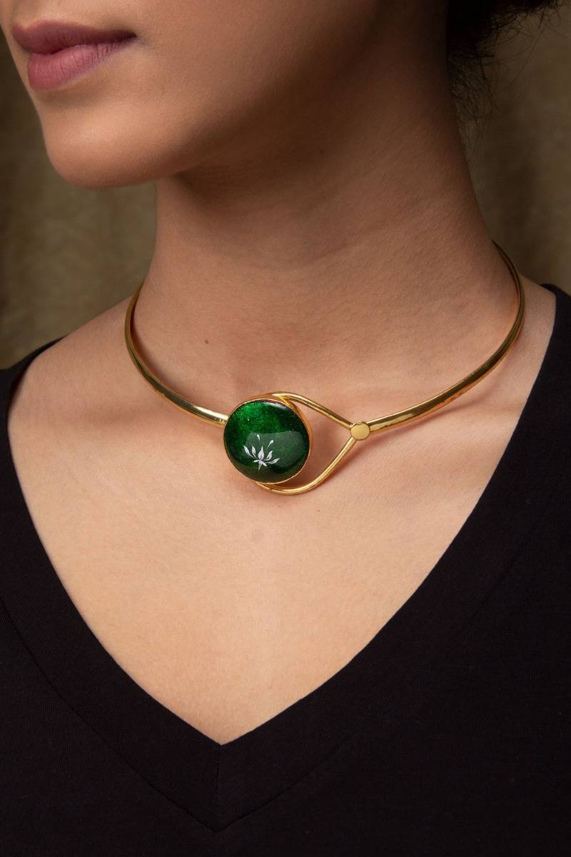 Nala Emerald Choker