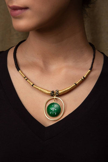 Savarija Emerald Necklace