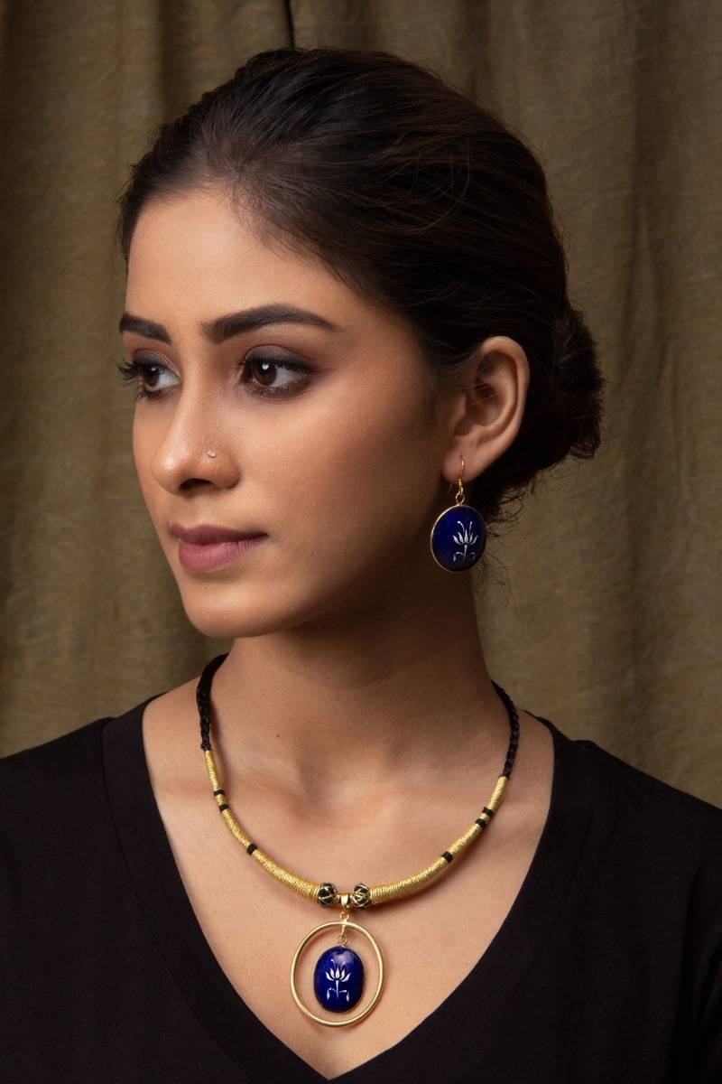 Variruha Azure Necklace