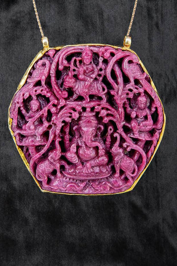 Ruby Akhuratha Pendant