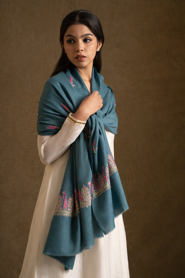 Tranquil Treasure Woolen Stole