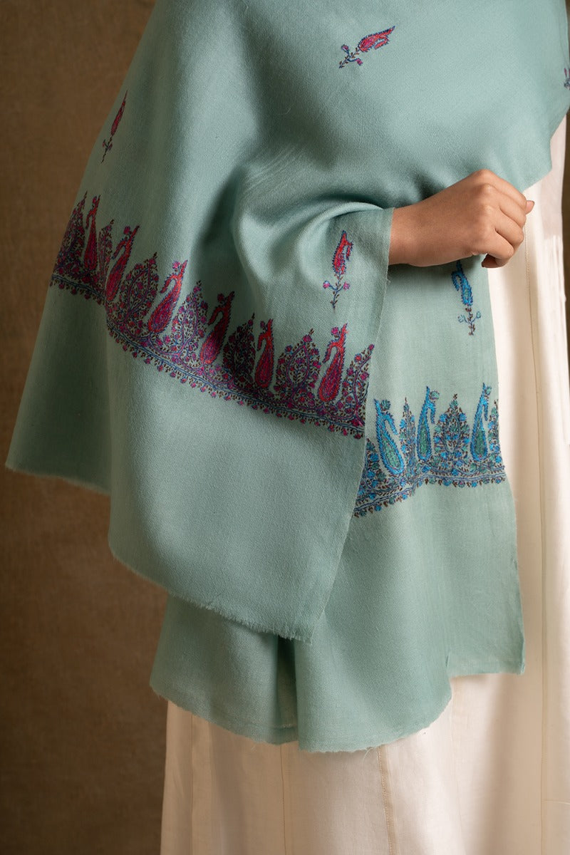 Pleasant Poise Woolen Stole