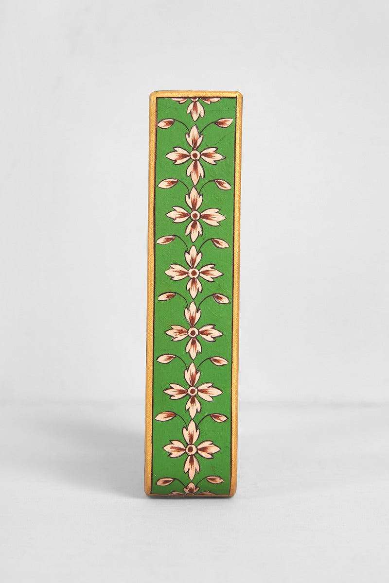 Glorious Garden Marble Candle Holder cum Clock