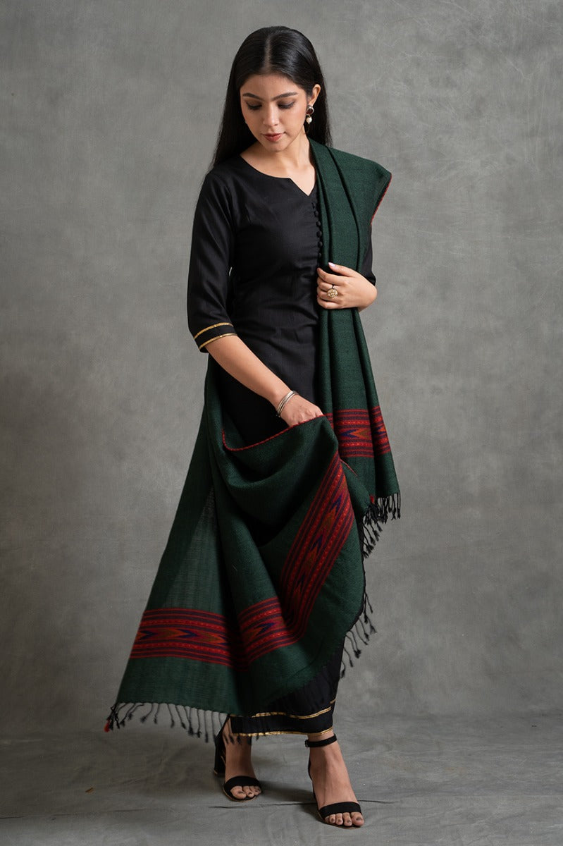 Markat Handcrafted Shawl