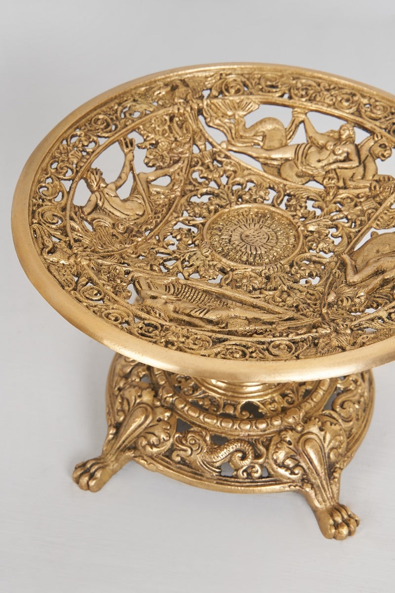 Regal Harvest Brass Display Stand