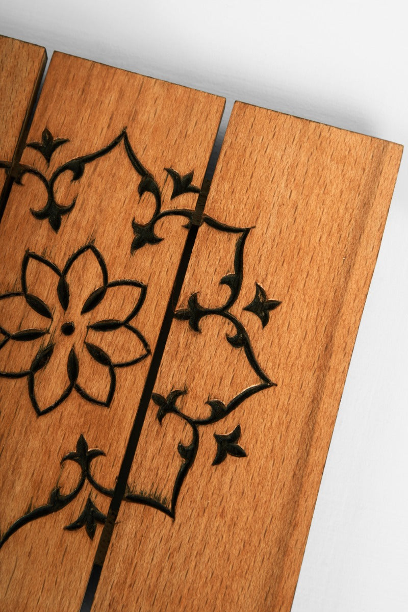 Azalea Wooden Trivet