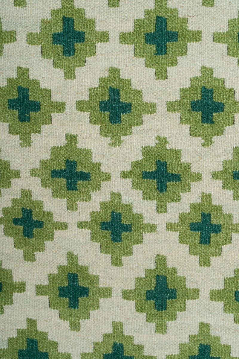 Guzel Hand-Woven Rug (5ft x 3ft)