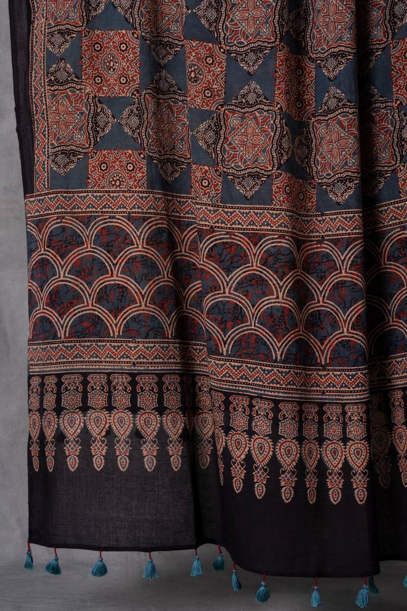 Paeez  Mumul Ajrakh Dupatta