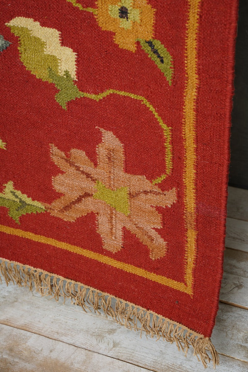 Cerise Sun Rug ( 5ft x 3ft )