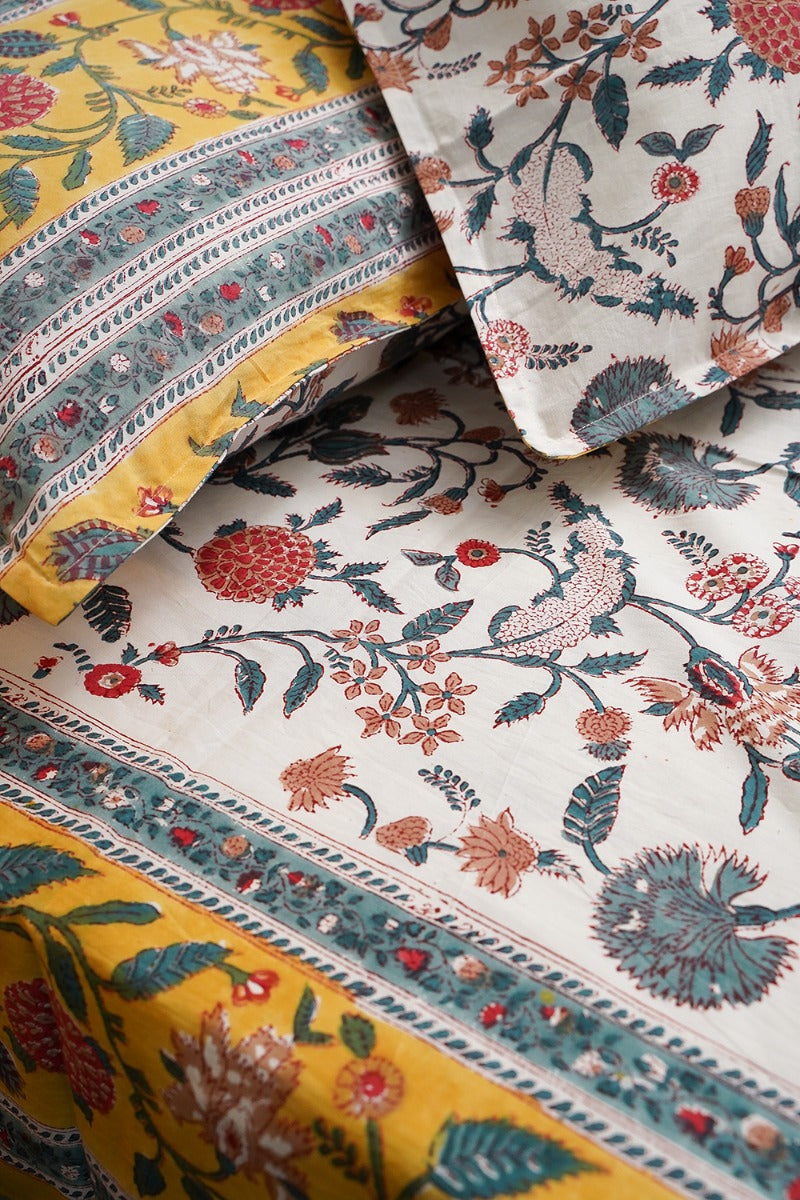 Fiore Double Bedsheet with Pillow Covers