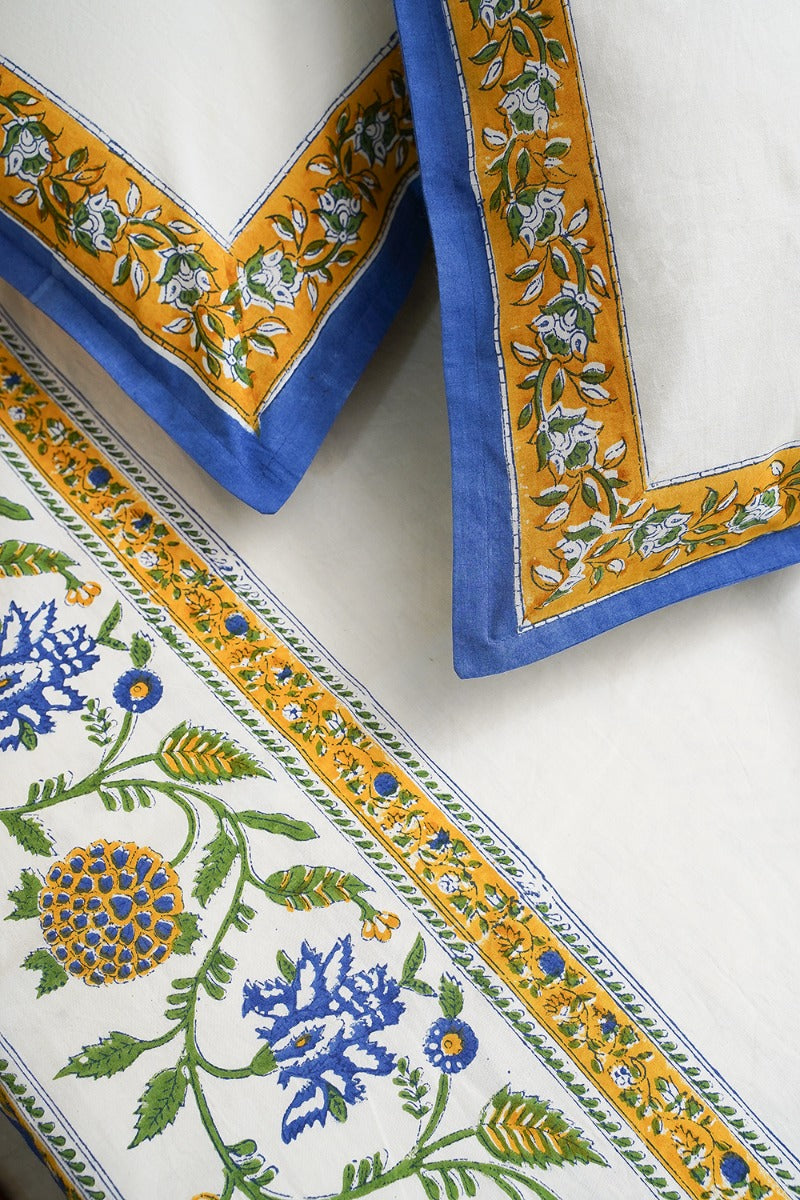 Dendritic Double Bedsheet with Pillow Covers