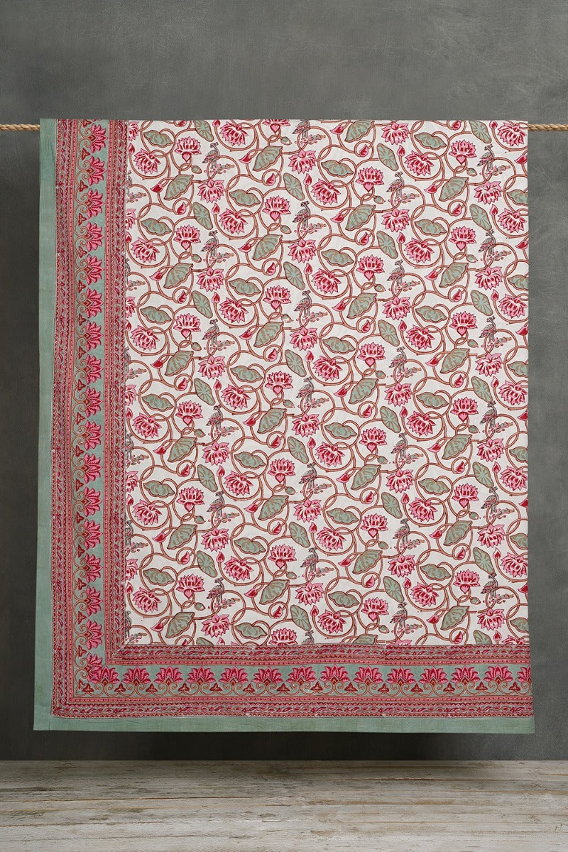 Bleunv Double Bedsheet with Pillow Covers