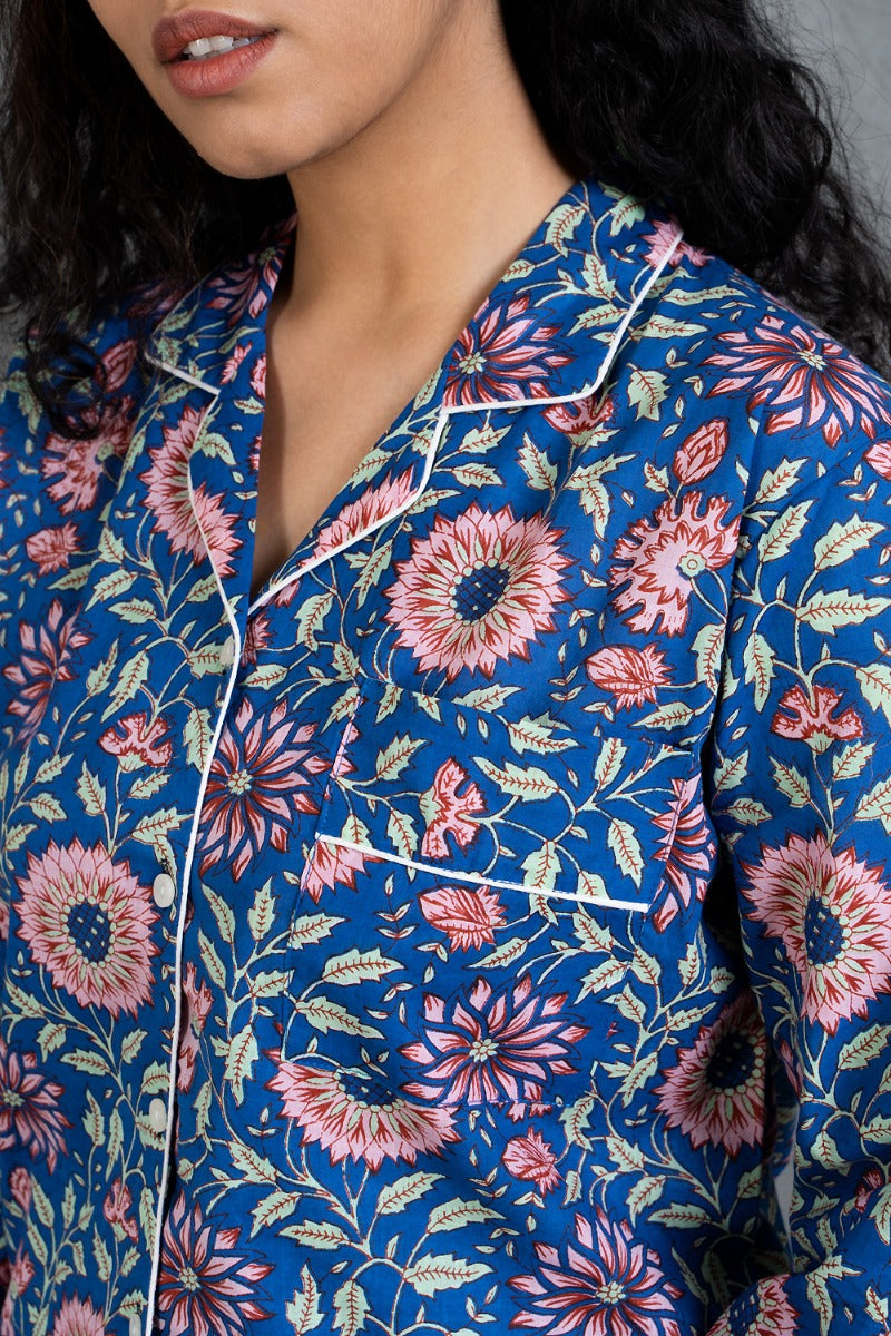 Flower Power Women's Collar Night Suit