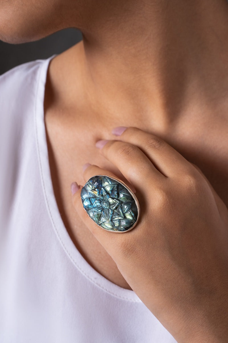 Fargin Labradorite Ring