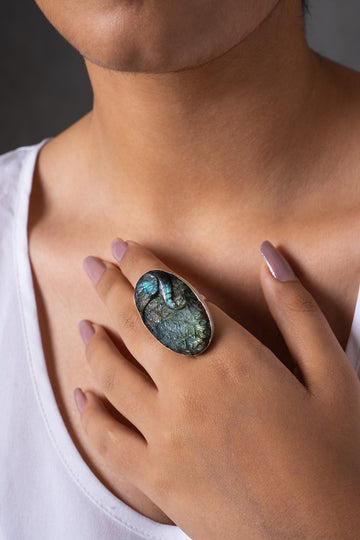 Solasta Labradorite Ring