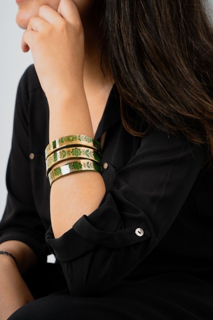 Saundarya Kangan Set Of 2