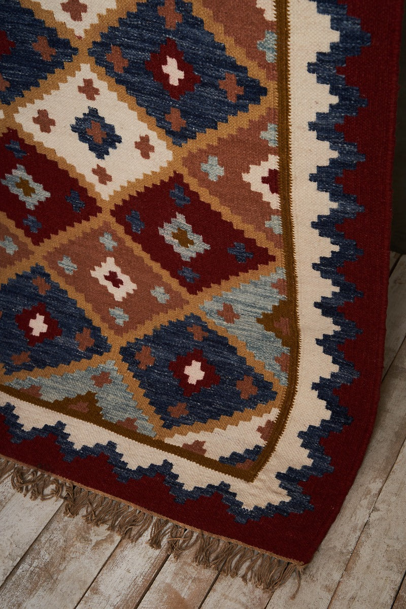 Sajda Kilim Rug  (6ft x 4ft)