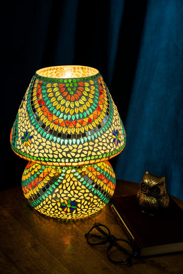 Gyasi Table Lamp