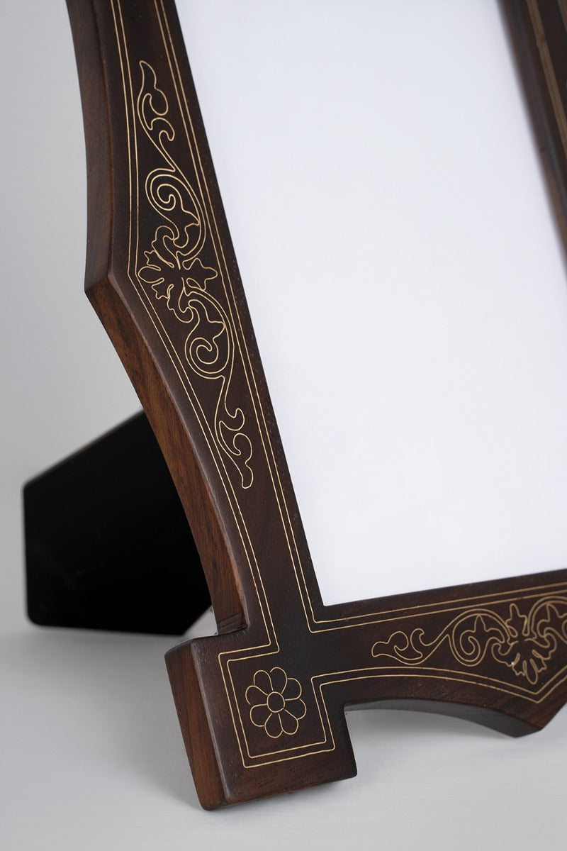 Magical Memories Photo Frame