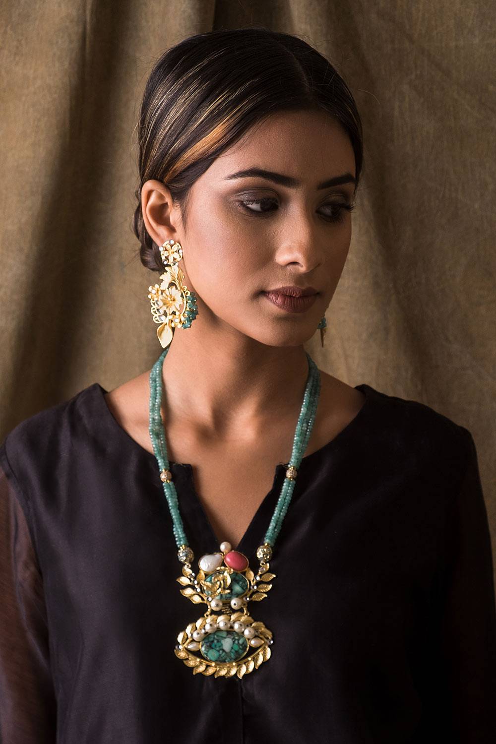 Alankrita Turquoise Set