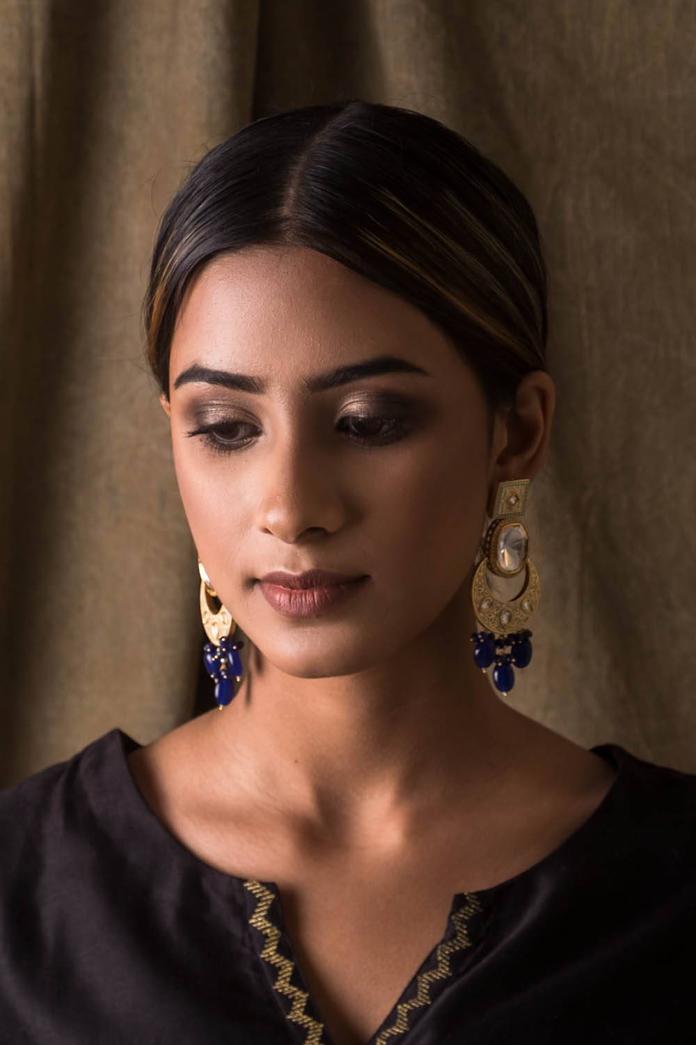 Atirajni Kundan Earrings