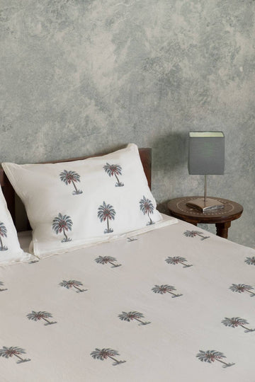 Freya Tropical Palm Double Bedsheet with Pillow Covers