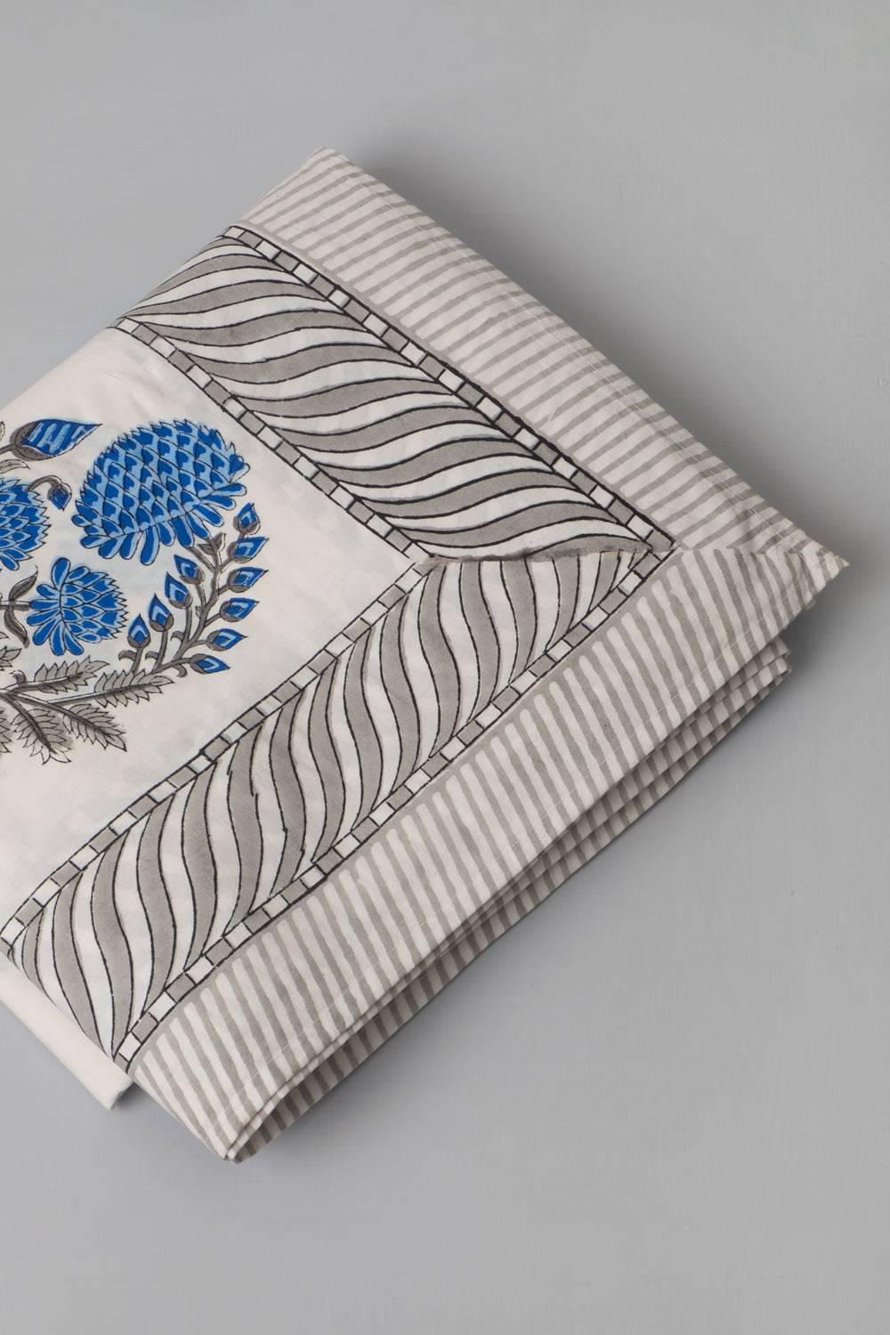 Blue Dahlias Single Bedsheet with Pillow Cover