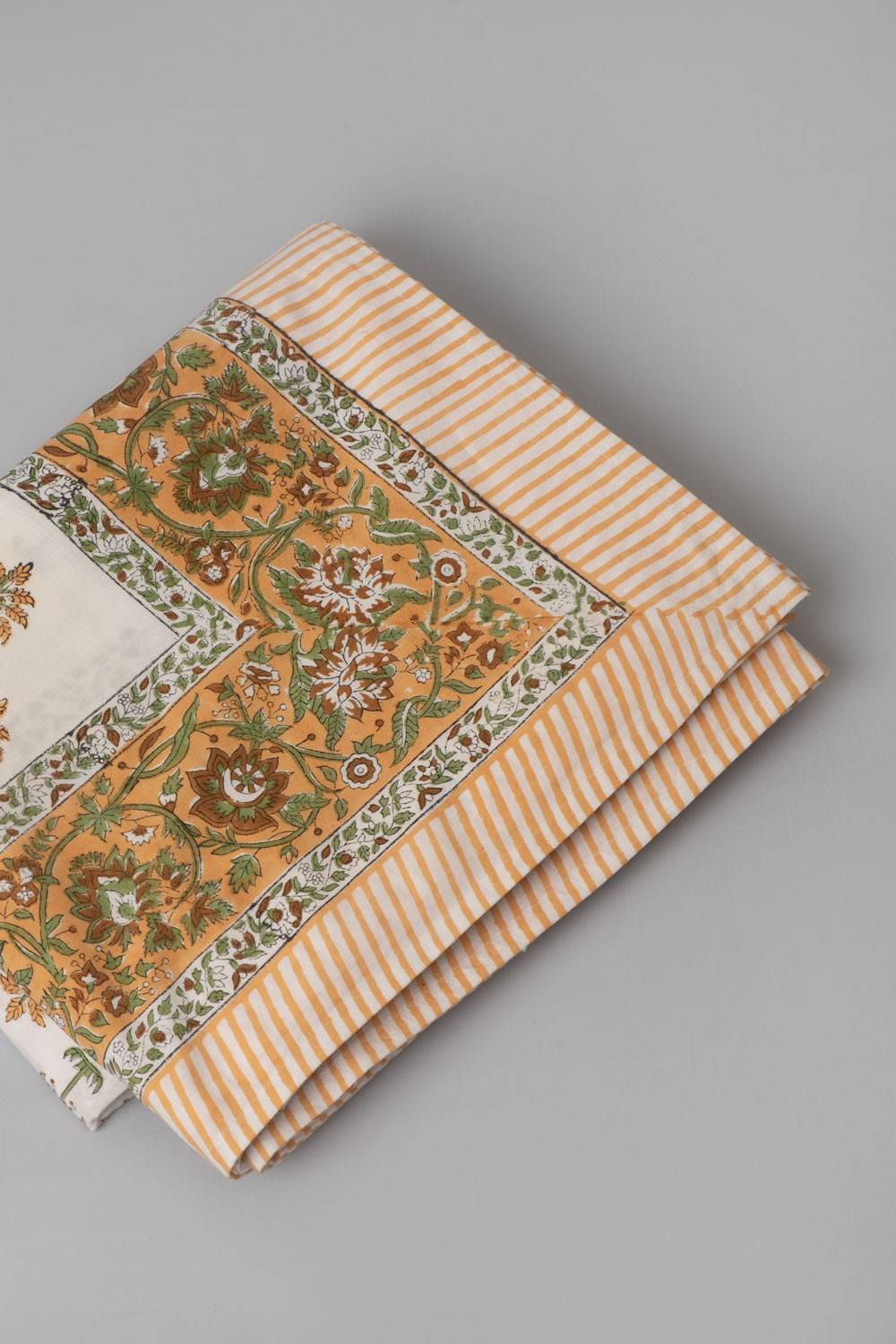 Amber Tropical Palm Double Bedsheet with Pillow Covers