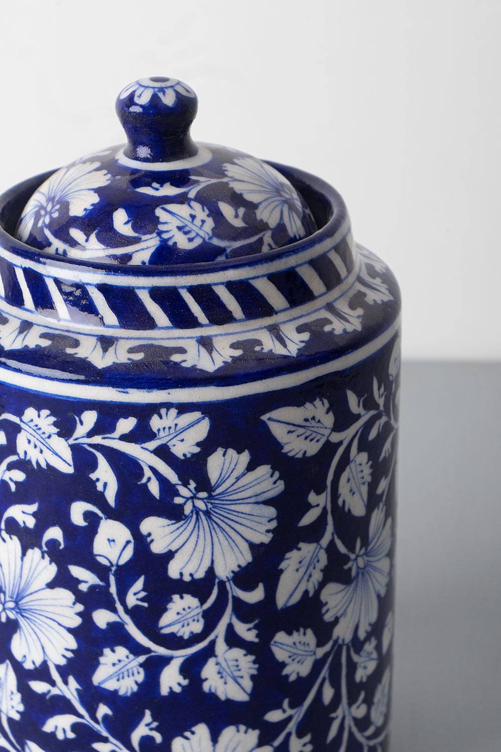 Persian Ginger Jar (8.5" x 5")