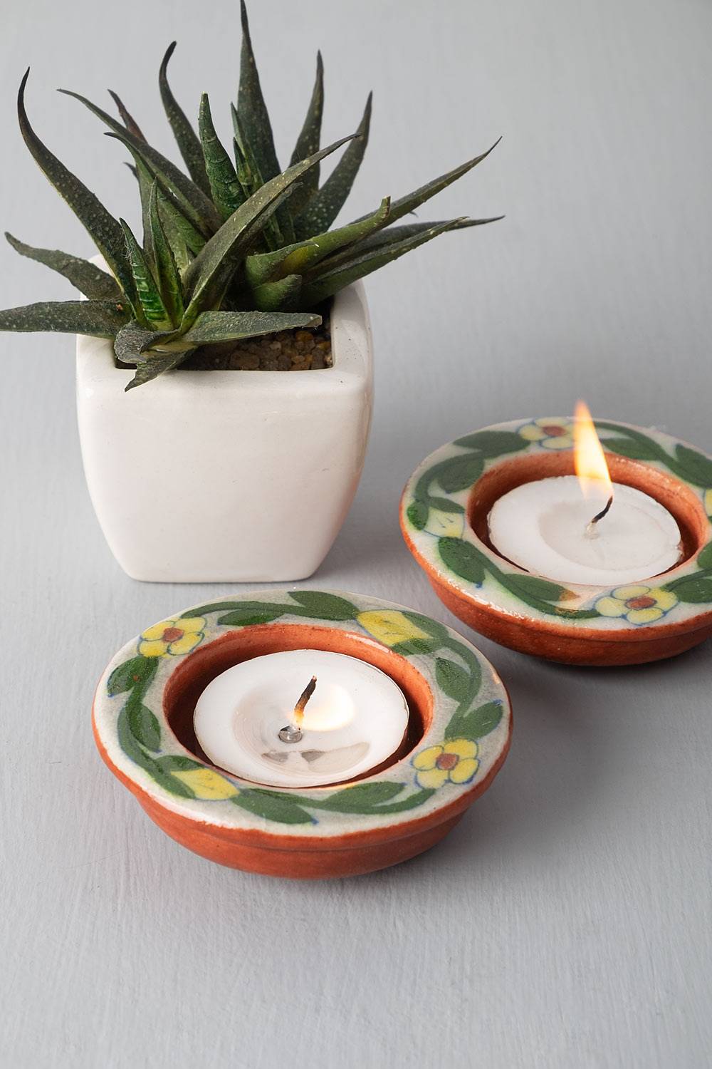 Floral Round Tealights (Set of 2)