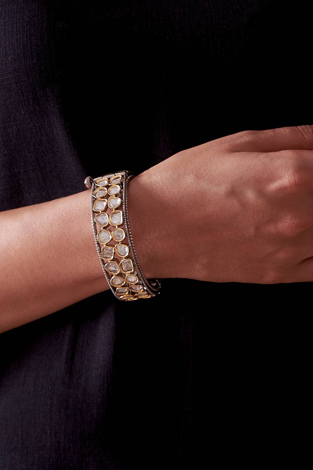 Kundan Ranisa Kangan