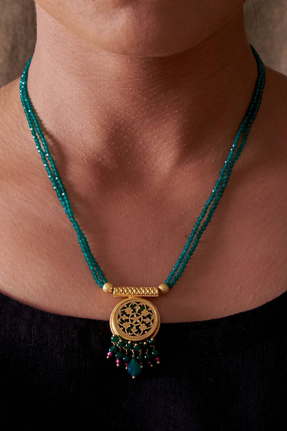 Advika Jewellery Set