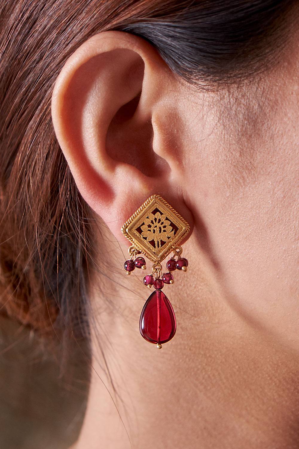 Nusrat Frill Earrings