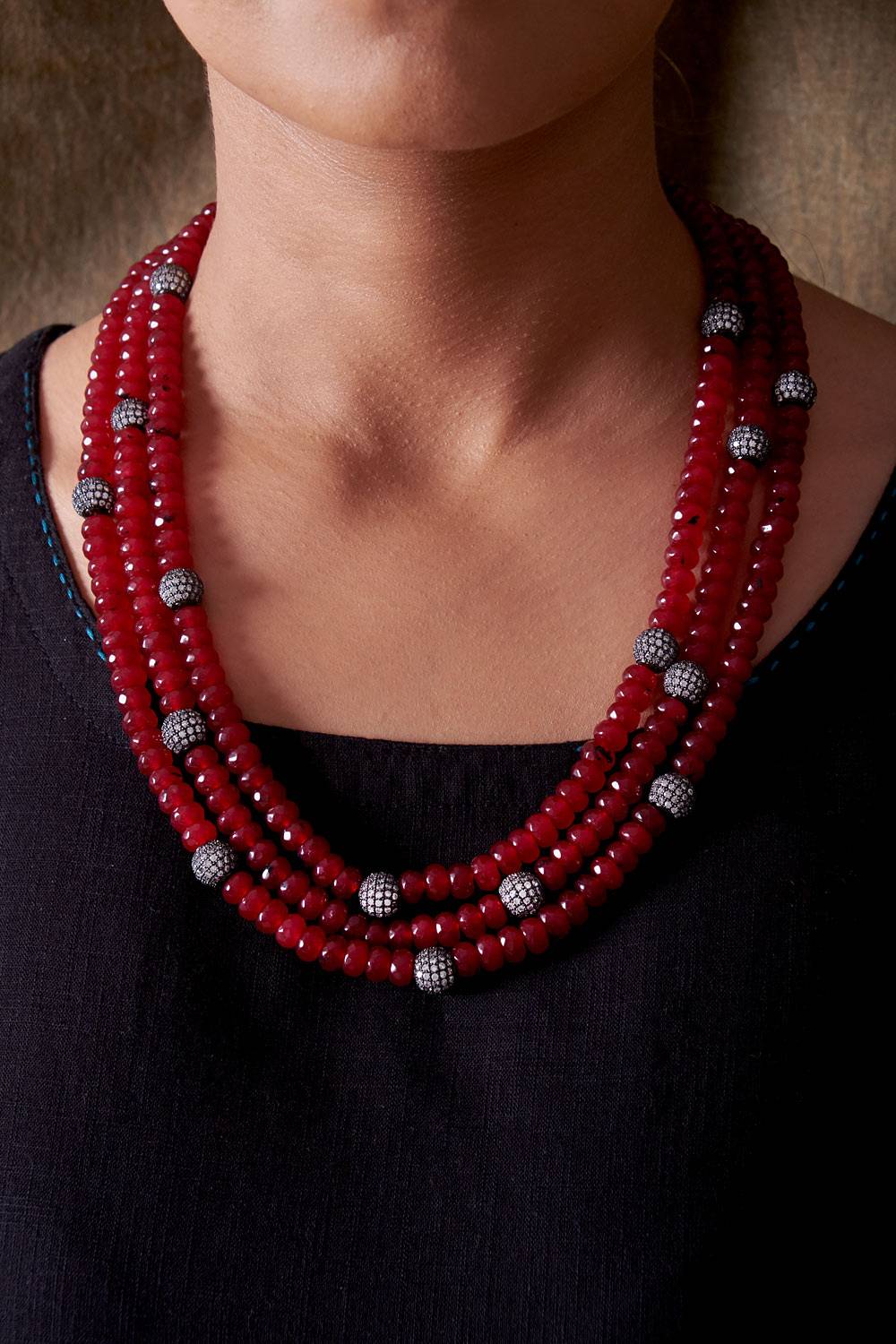 Wine Studded Necklace