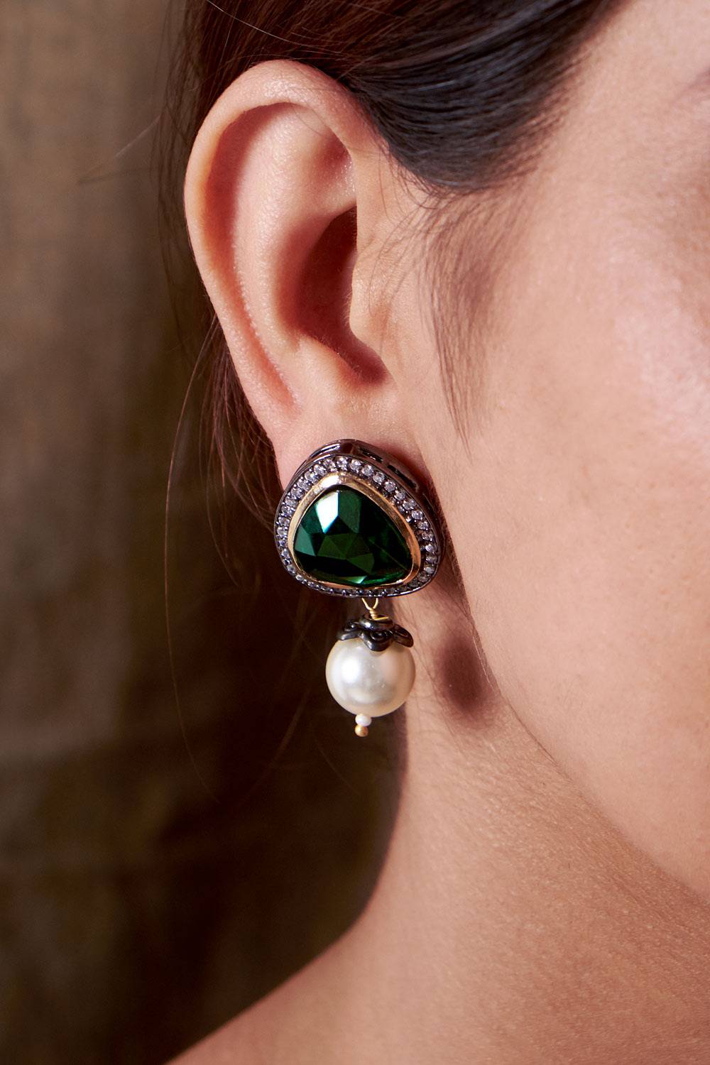 Emerald Pearl Earrings