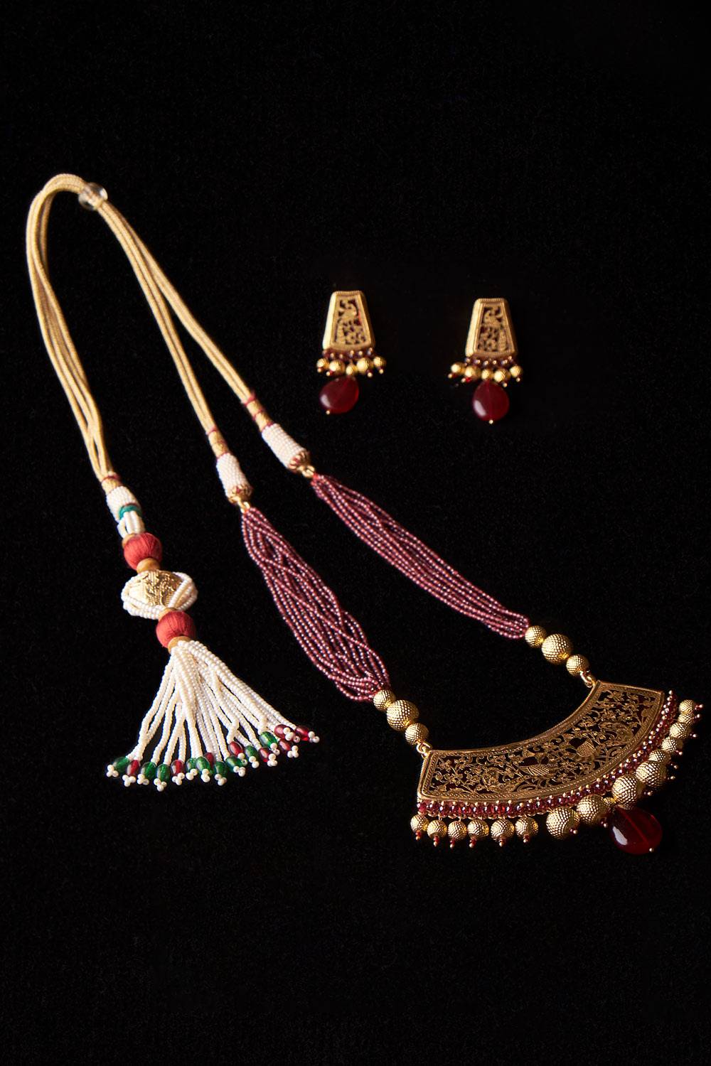 Ara Jewellery Set