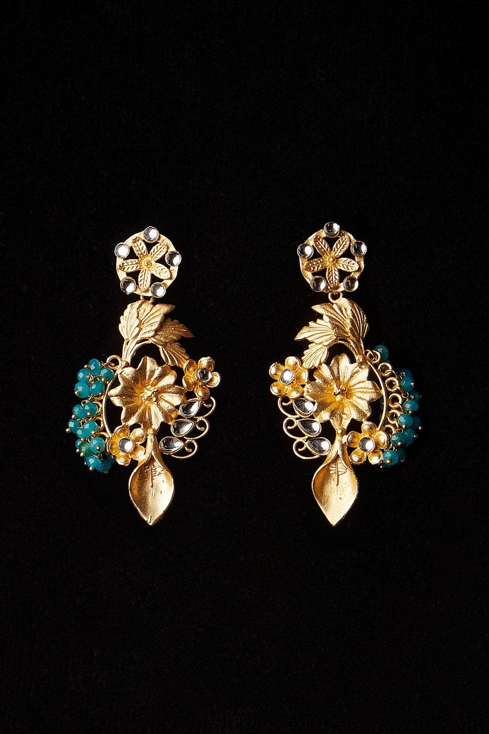 Alankrita Turquoise Set