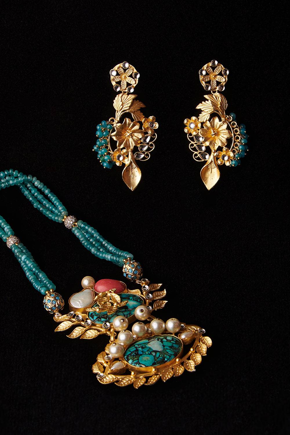 Alankrita Turquoise Set