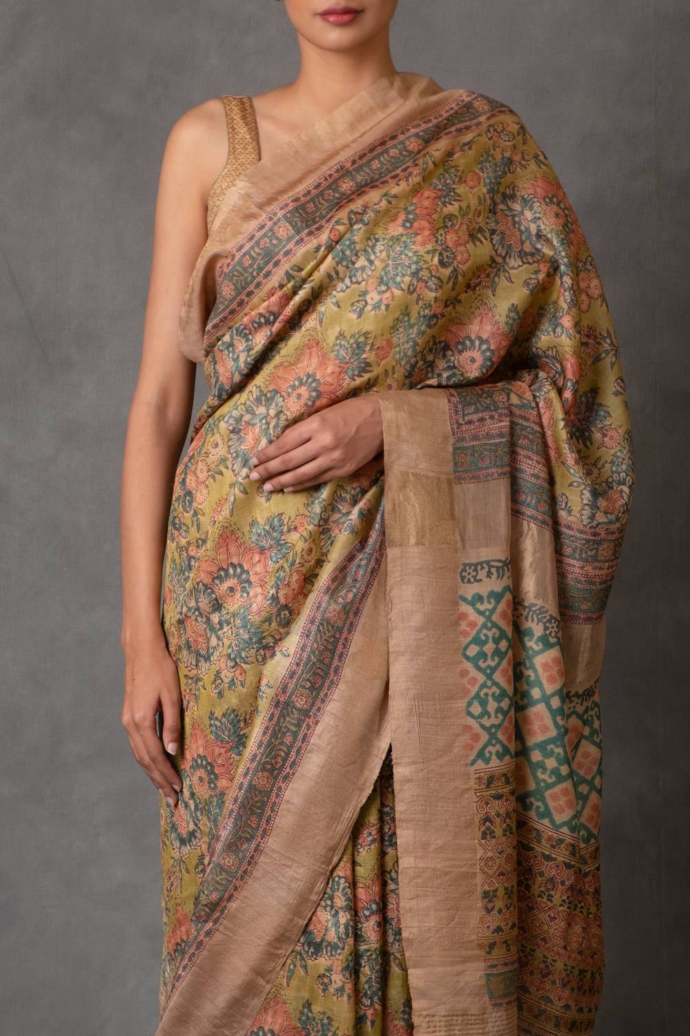 Garth Tussar Silk Saree (with Blouse)