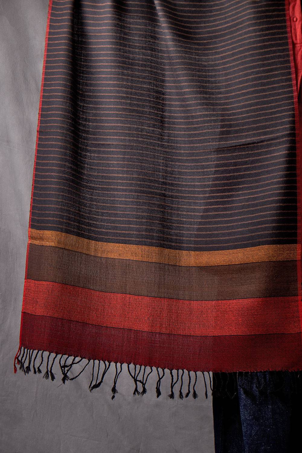 Vogue Handwoven Stole