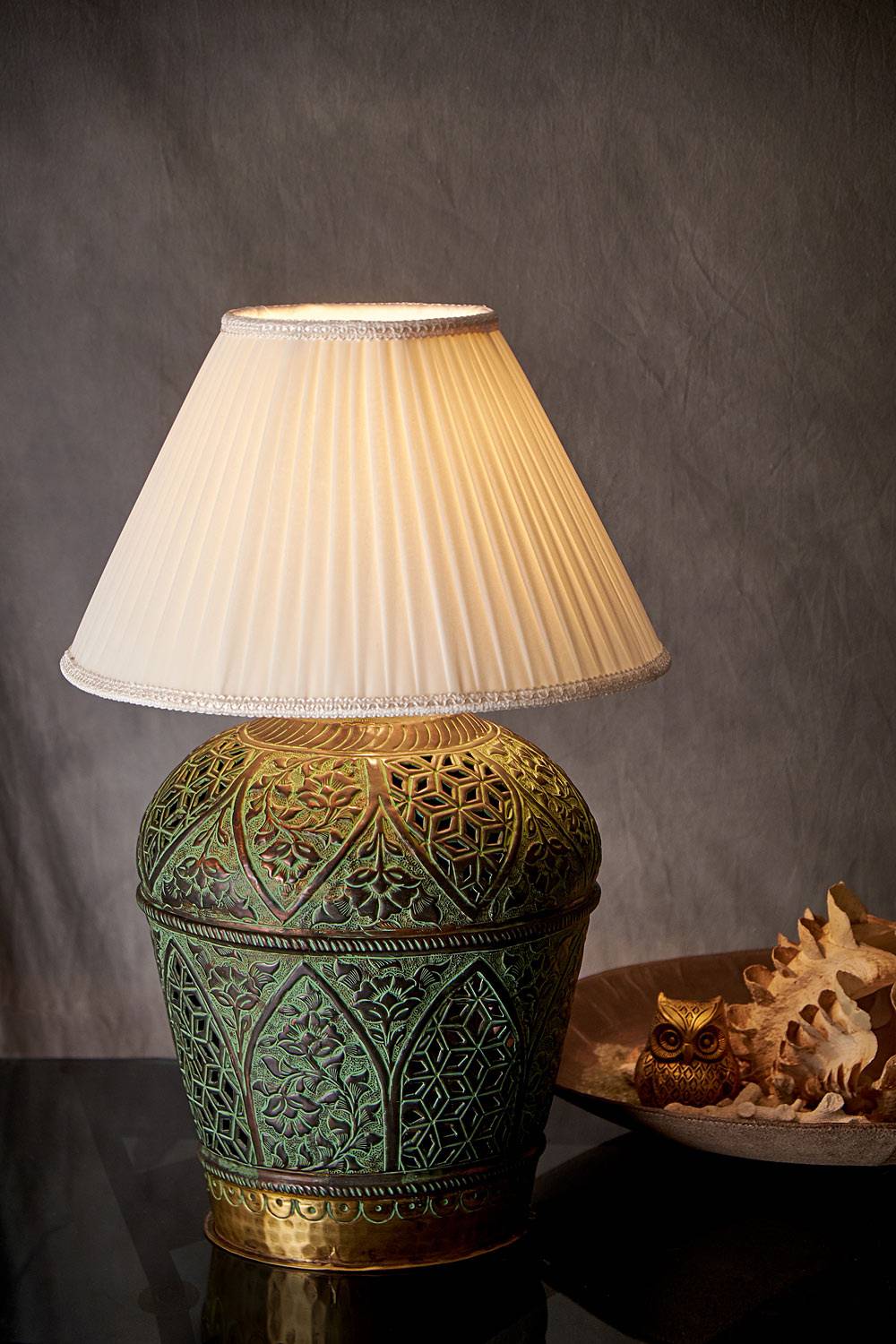 Safavid Dual-Toned Lamp