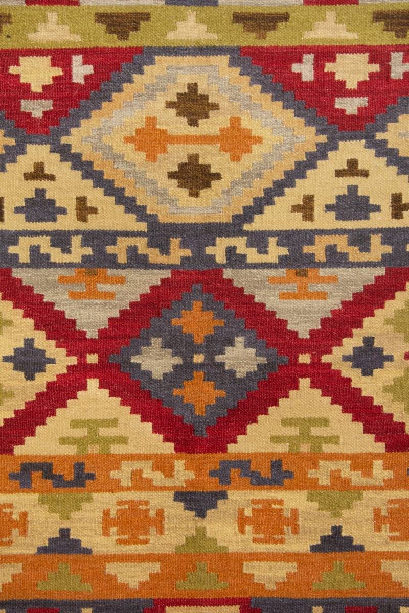 Tribal Hand-Woven Rug (6ft X 4ft)