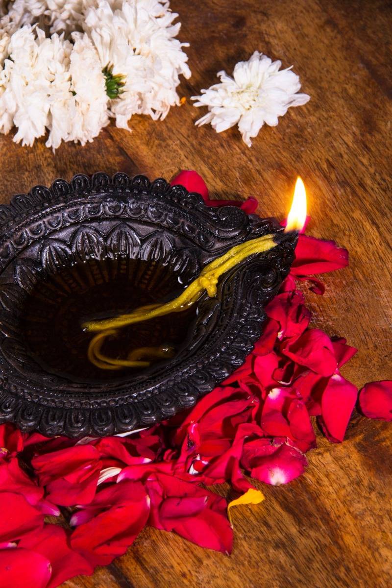 Jivansh Diya (6.75" x 6" x 1.5")- Set of 2