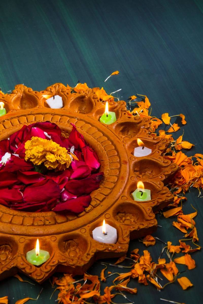 Ahan Round Diya Plate (11" x 11")