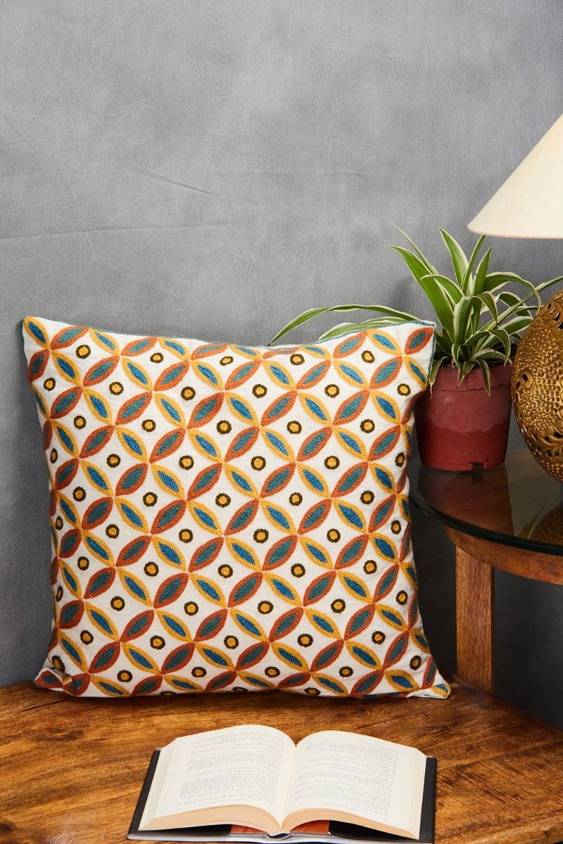 Nenet Geometric Cushion  Cover(18''x18")