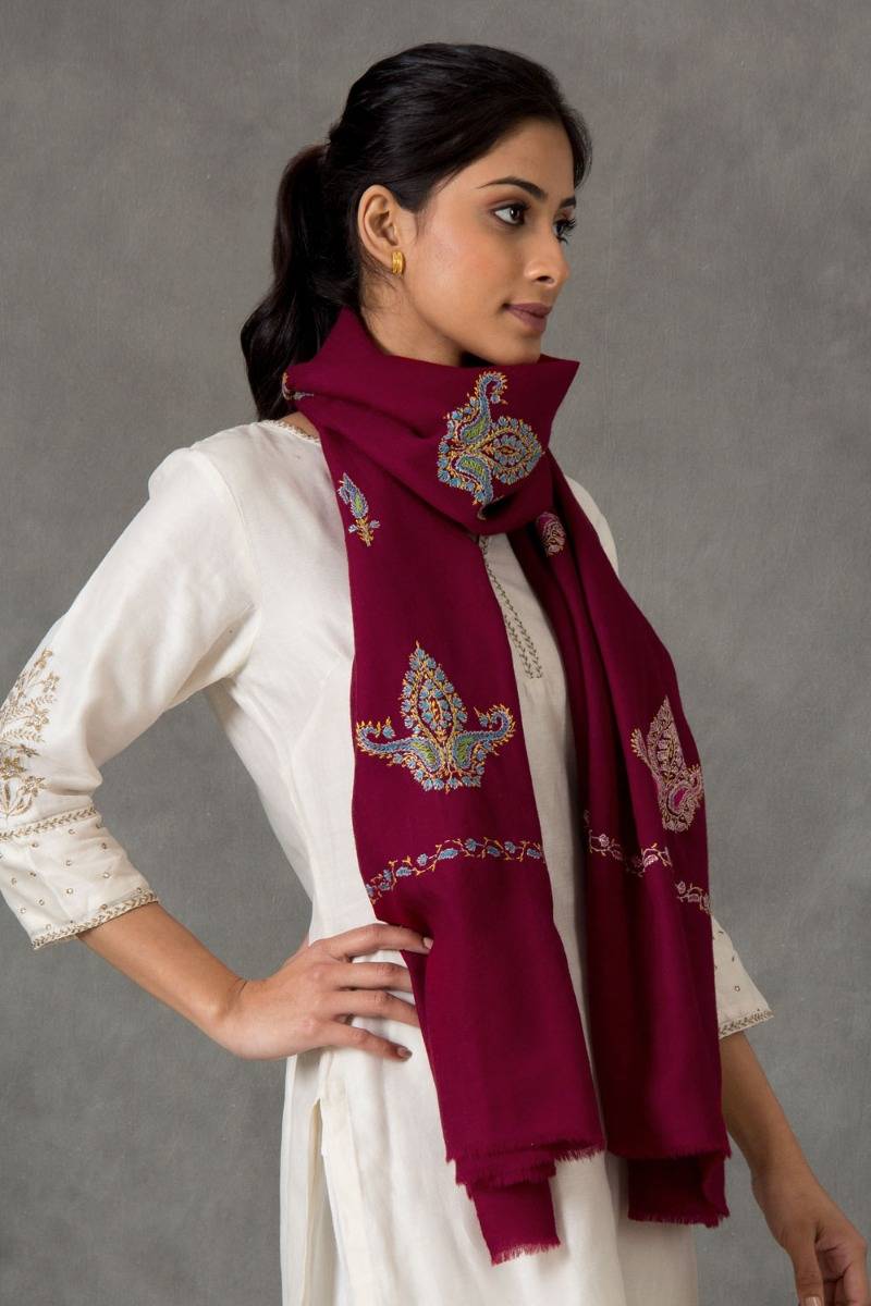 Huzail Aksi Stole