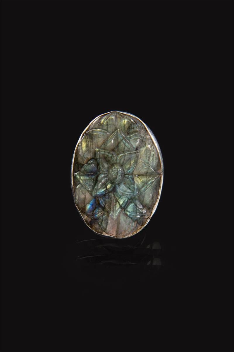 Fargin Labradorite Ring