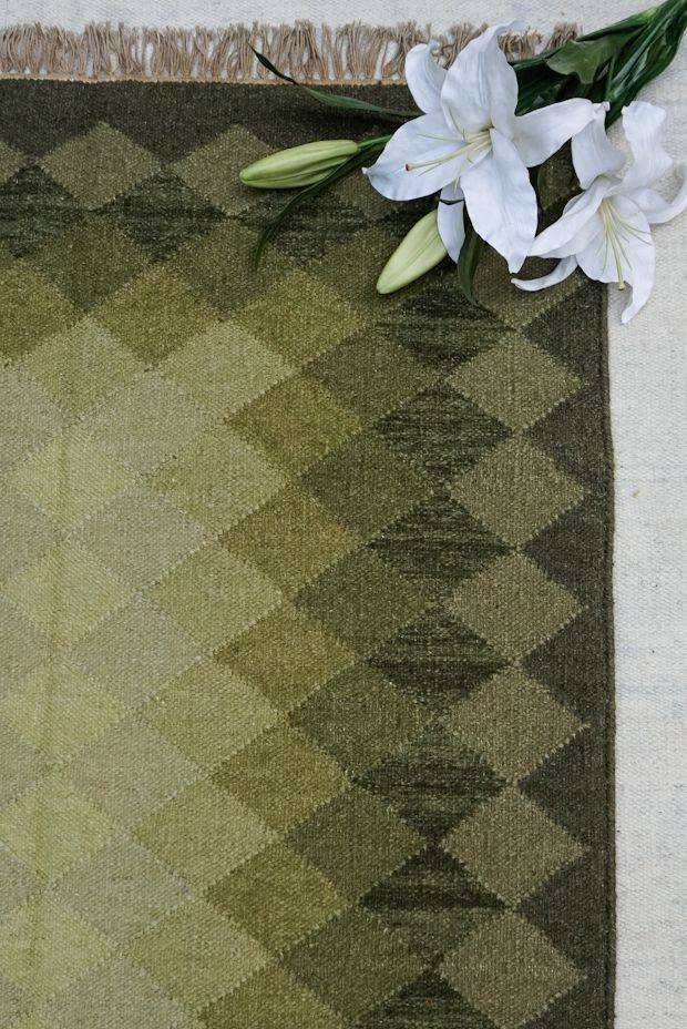Aimory Pickle Rug ( 6ft x 4ft )