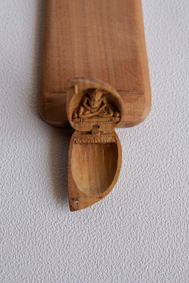 Sandalwood Chaste Lord Mahavir